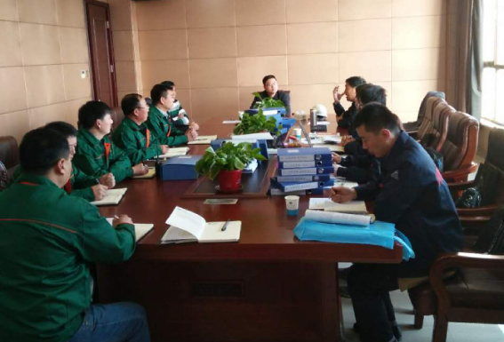 五棵松集團(tuán)《安全生產(chǎn)標(biāo)準(zhǔn)化》企業(yè)評審順利通過