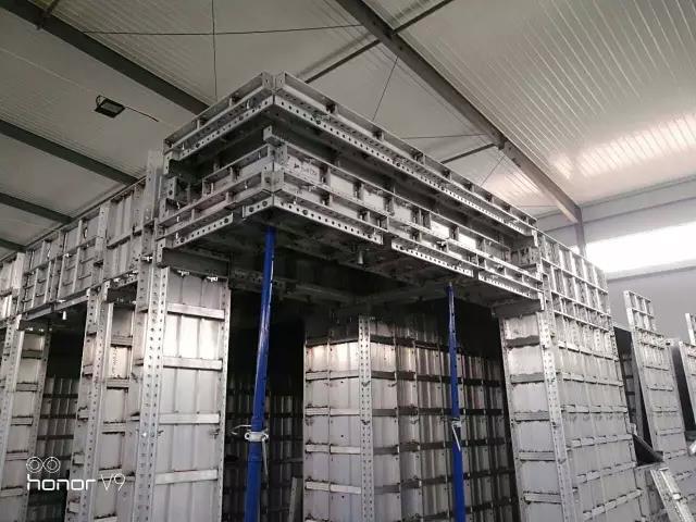 捷報！捷報！！五棵松鋁模進駐融創(chuàng)中國和碧桂園項目