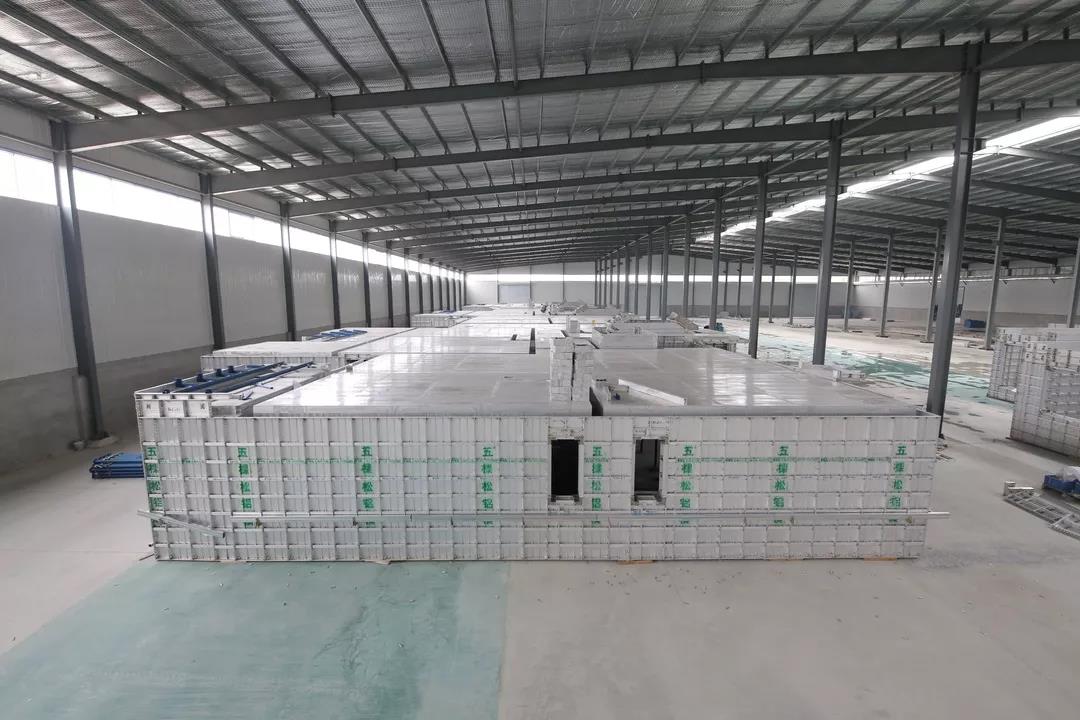 優(yōu)質(zhì)產(chǎn)品得錦旗,真誠(chéng)服務(wù)暖人心