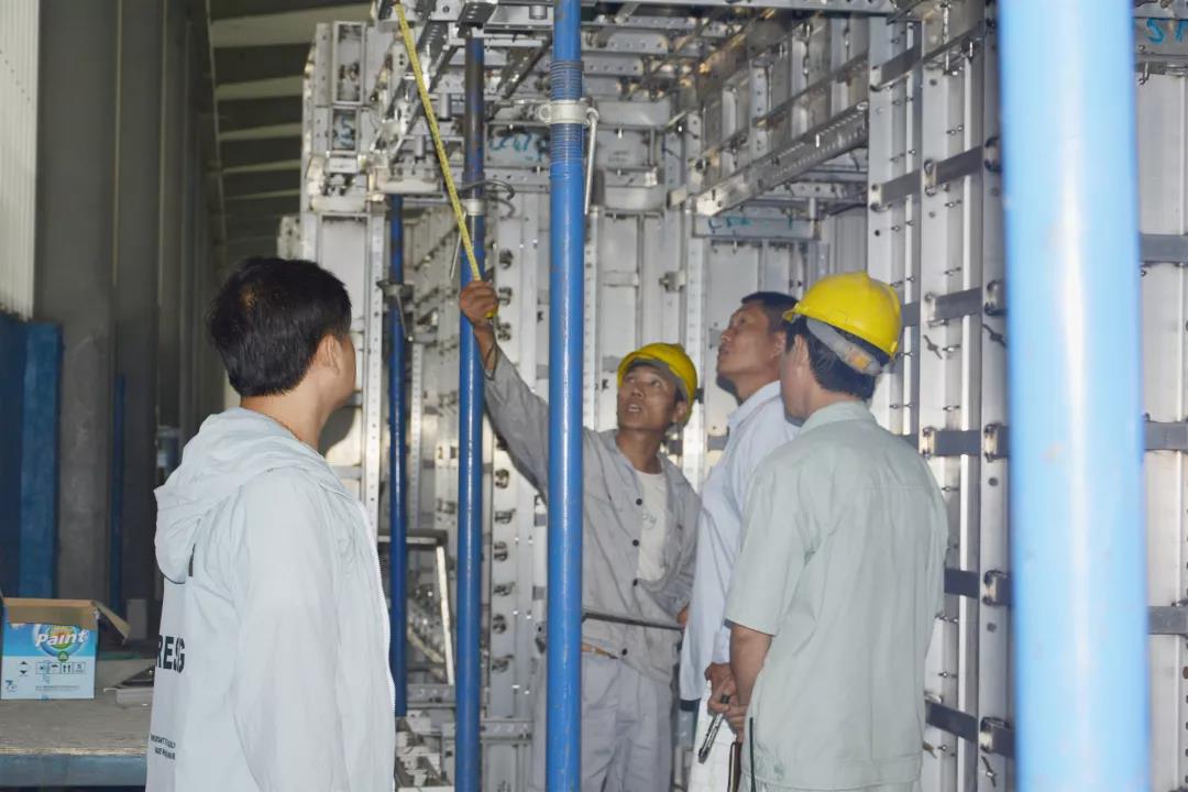 恭賀五棵松鋁模板房山項目順利通過出廠驗收!